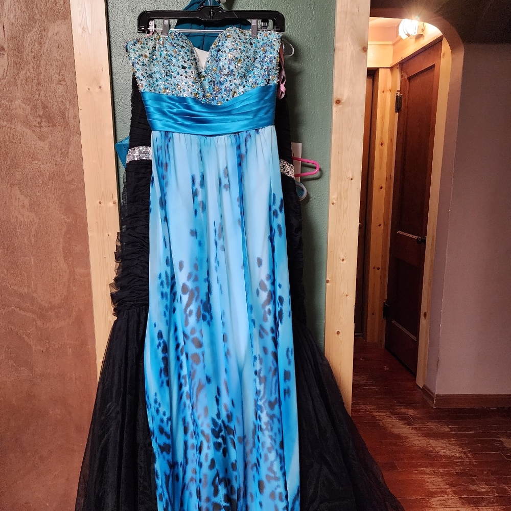 Prom dress
